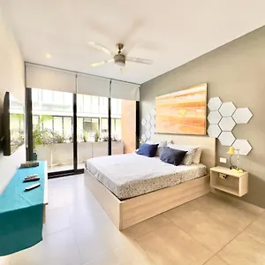 Pensión The By Menesse, Playa del Carmen